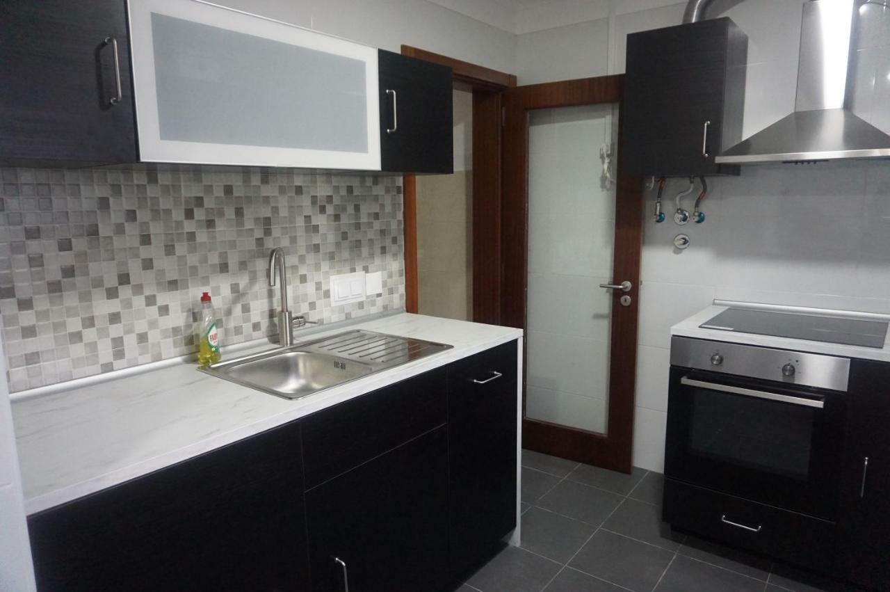 Room In Queluz 11 Minutes From Lisbon Kültér fotó